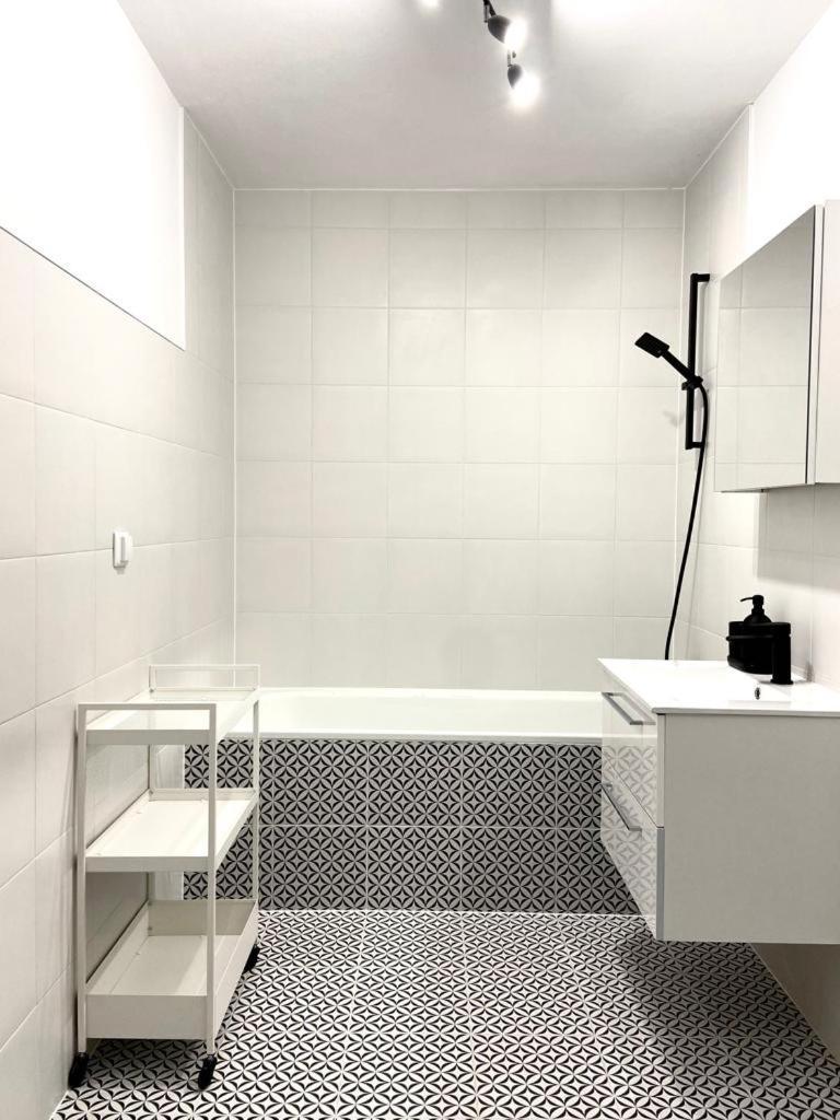 Oomph Warsaw Center Well Designed Apartment With Balcony מראה חיצוני תמונה